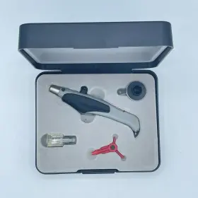A4702 Aztek Airbrush Set Comes With Case And Instructional Video Vhs #3