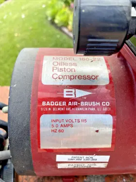 Badger Air-brush Co. 180-22 Vintage Compressor Model With Accessories Made In Usa #3
