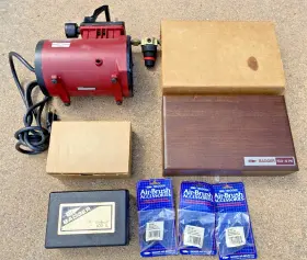 Badger Air-brush Co. 180-22 Vintage Compressor Model With Accessories Made In Usa