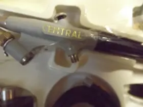6131 Central Pneumatic #6131 Air Brush Kit Nib #3
