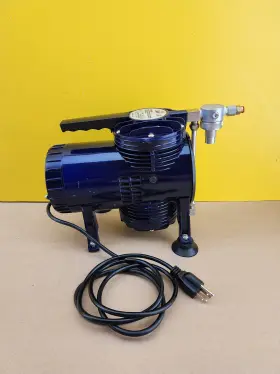 Fengda As-08 Airbrush Mini Compressor 1/3 Hp 120v 1 Ph 50 Psi