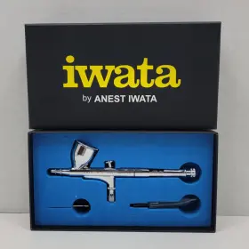 4004 Iwata Hp-c Plus Gravity Fed Dual Action Airbrush - Excellent Condition
