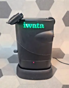 Iwata 734748711118 Freestyle Air 100-240v Battery-powered Airbrush Compressor