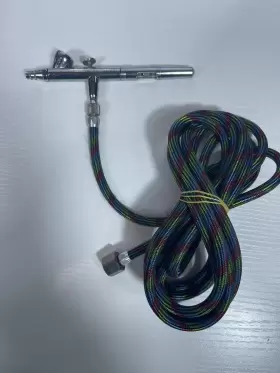 Ecl2500 Iwata Eclipse Hp-bs Gravity Feed Dual Action Airbrush
