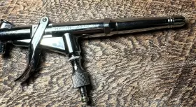 H5200 Iwata Hi-line Hp-th Gravity Feed Dual Action Trigger Airbrush Model Xh #3