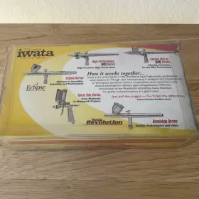 R-2000 Iwata-medea Revolution Hp-bcr Airbrush - Bottom Feed Dual Action R2000 Incomplete #3