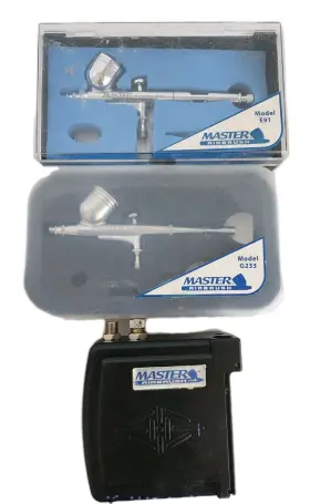 G233 Master Airbrush G223 Airbrushes Models And E91 Compressor Pre-owned Untested As Is