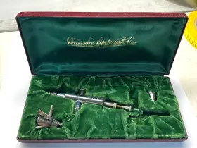 28118 Paasche Vintage Airbrush Type V No. Usa With Case