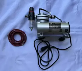 Tc-20 Roho Tc20 Series Airbrush Air Compressor Pump 110 Volt 1750 Rpm - 1/6 Hp Tested