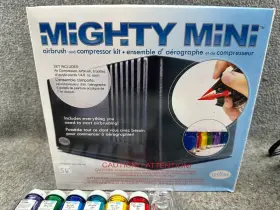 9169 Testors Corporation Mighty Mini Airbrush And Compressor Kit #9169 - Tested #3