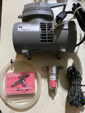 315614 Thomas Airbrush Compressor Combo Kit