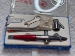 Paasche Airbrush Kit Series Siphon Feed W/ Case Usa Untested Clean. Fixed Price $35.99.