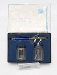 Badger 200-1 Model Medium Head Siphon Feed Airbrush/box. Fixed Price $82.71.