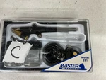Master Airbrush Model E91 Set Single Action Nib. Fixed Price $15.99.