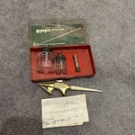 Vintage Binks Wren Model Airbrush Set Usa W/ Jars, & Case. Fixed Price $54.99.