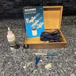 Badger Airbrush Kit Model 150-4 Pk W/wooden Box Made In U.s.a. Not Tested. Fixed Price $29.99.